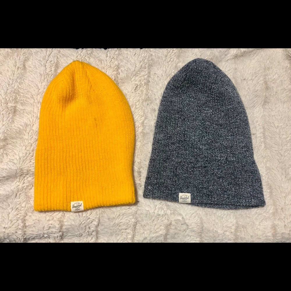Herscel  supply company skull  caps